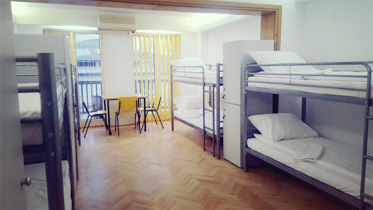Sleep Inn Hostel Bucureşti Eksteriør bilde
