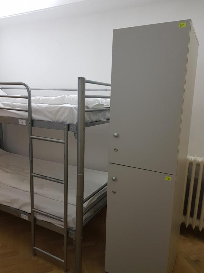 Sleep Inn Hostel Bucureşti Eksteriør bilde