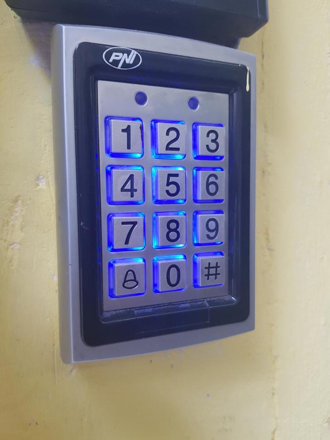 Sleep Inn Hostel Bucureşti Eksteriør bilde