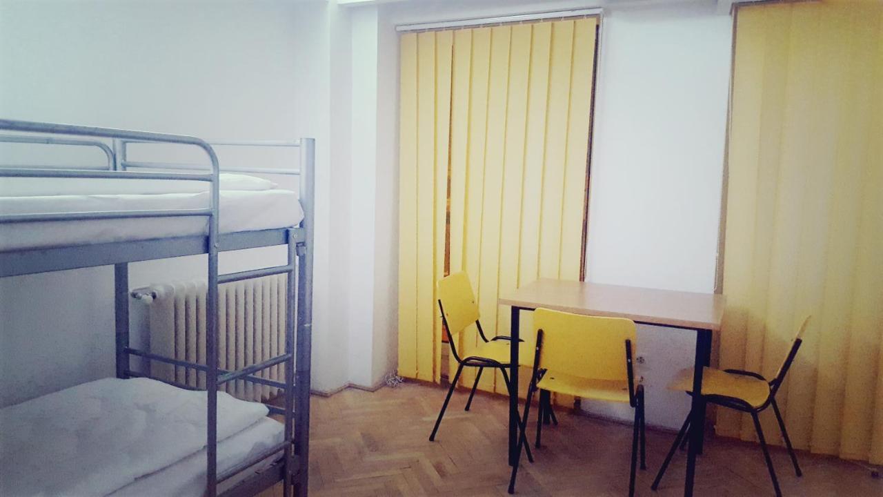 Sleep Inn Hostel Bucureşti Eksteriør bilde