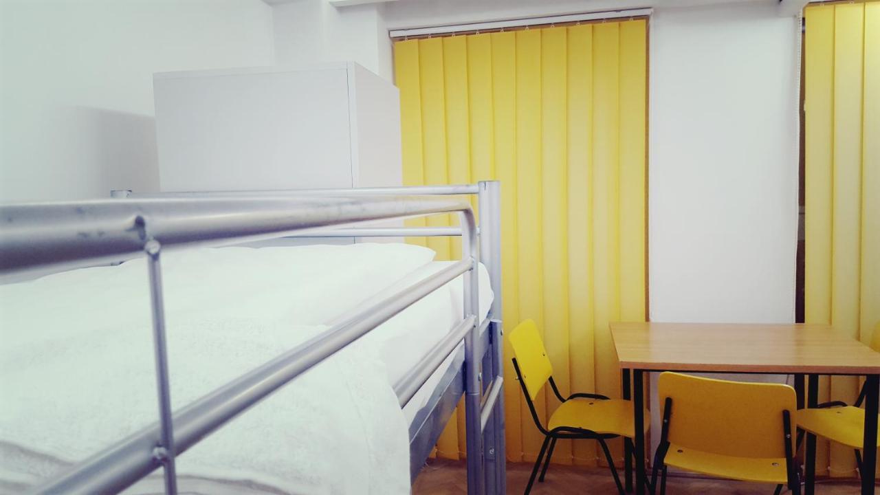 Sleep Inn Hostel Bucureşti Eksteriør bilde