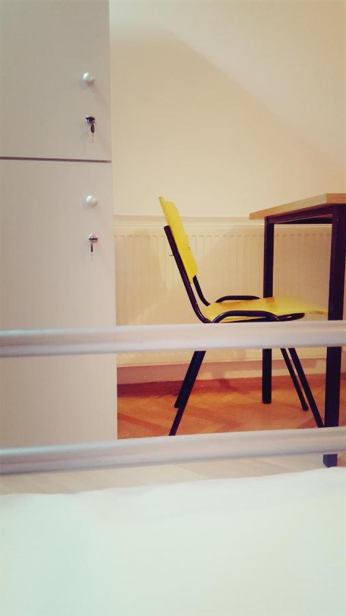 Sleep Inn Hostel Bucureşti Eksteriør bilde