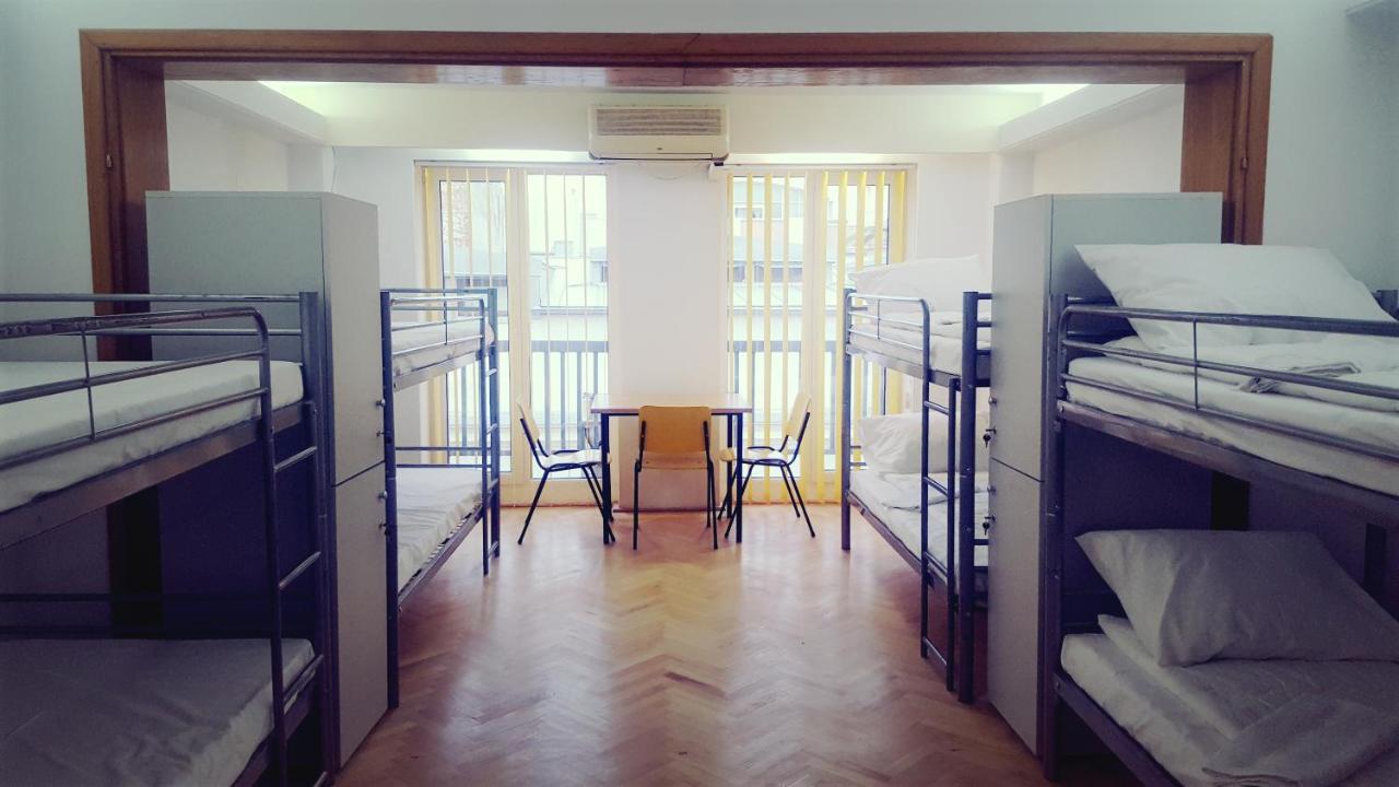 Sleep Inn Hostel Bucureşti Eksteriør bilde