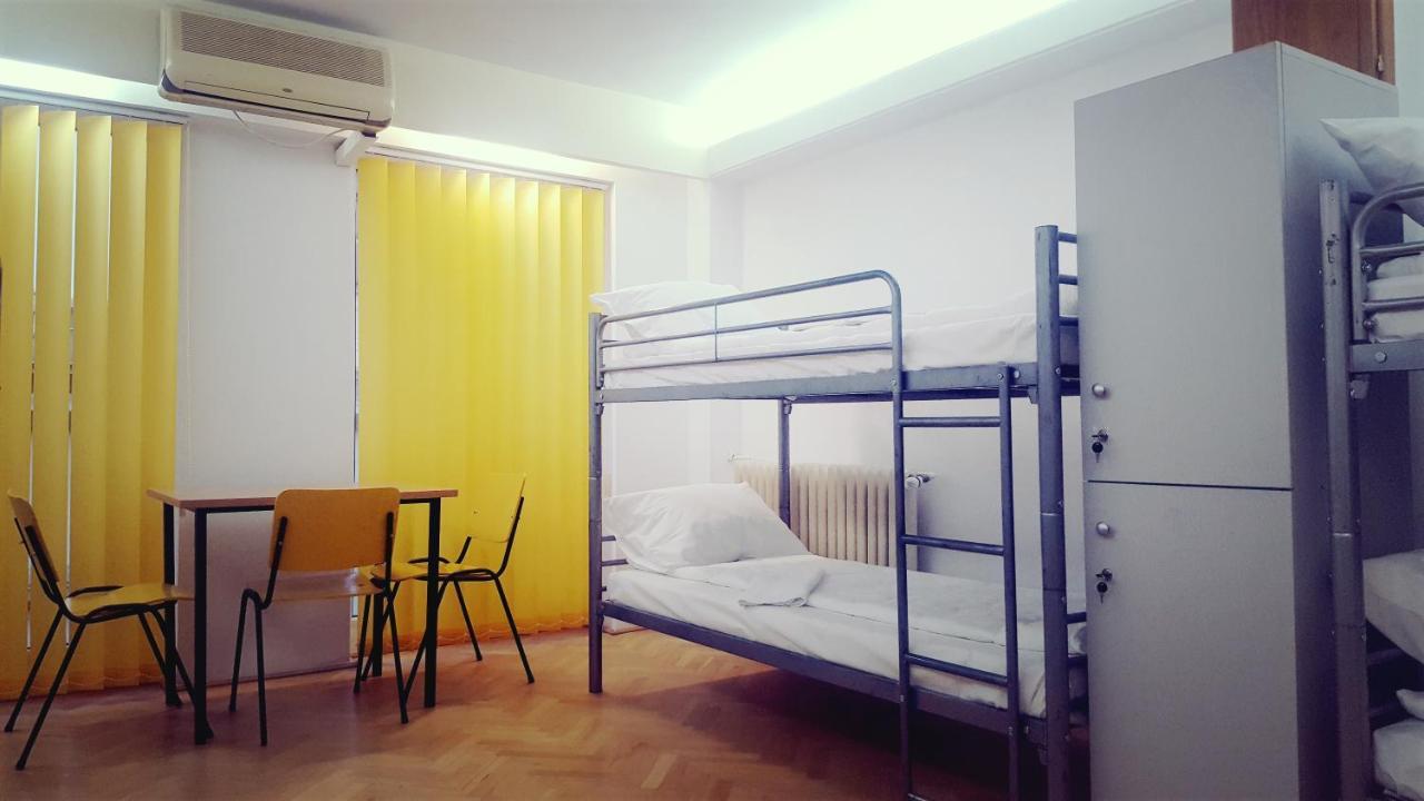 Sleep Inn Hostel Bucureşti Eksteriør bilde