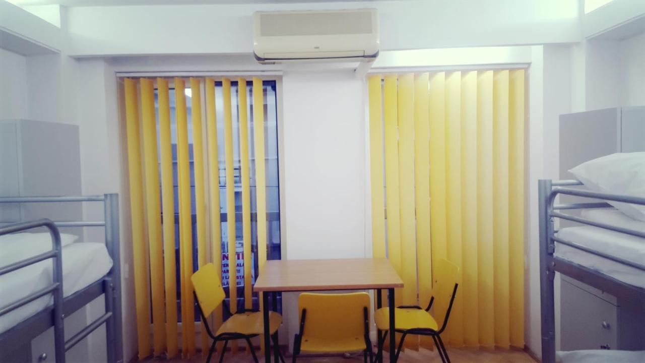 Sleep Inn Hostel Bucureşti Eksteriør bilde