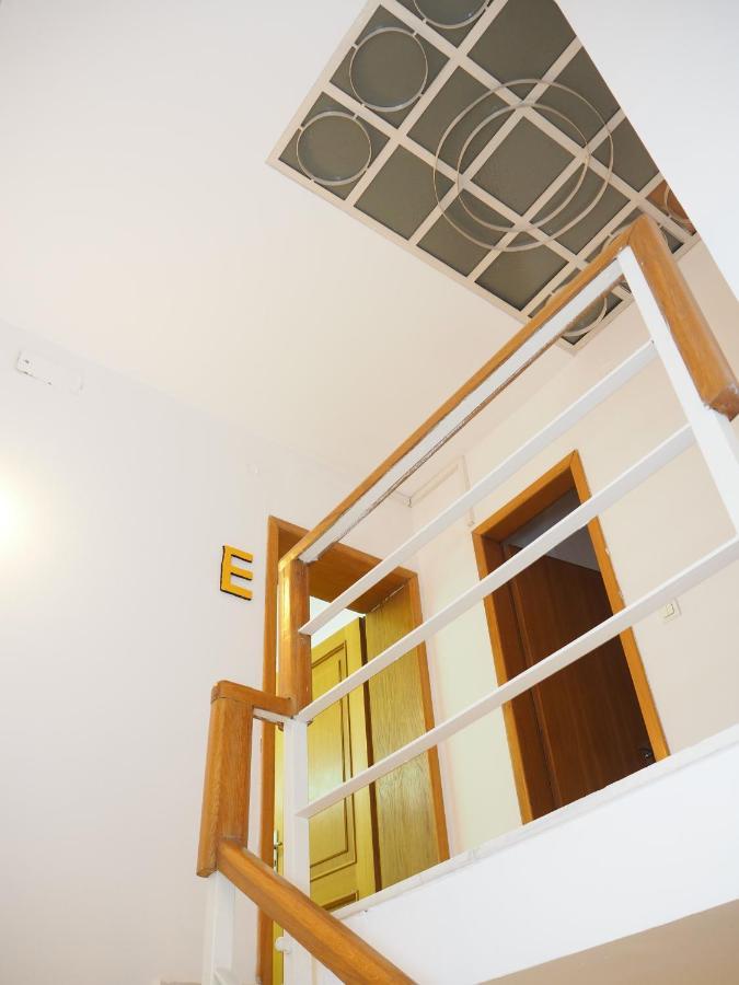 Sleep Inn Hostel Bucureşti Eksteriør bilde