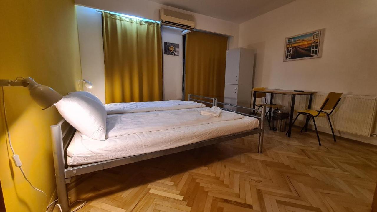 Sleep Inn Hostel Bucureşti Eksteriør bilde