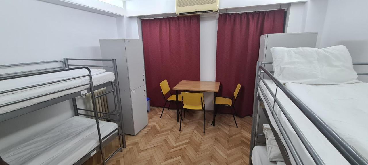 Sleep Inn Hostel Bucureşti Eksteriør bilde